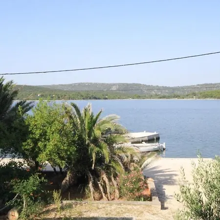 By The Sea Veli Rat, Dugi Otok - 8129 *